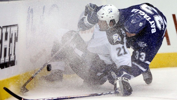 Toronto Drops Puck in Playoffs Against Defending Champs - Vimarsana News