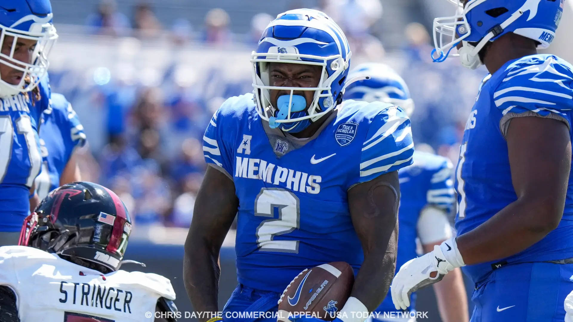 Memphis Tigers running back Mario Anderson