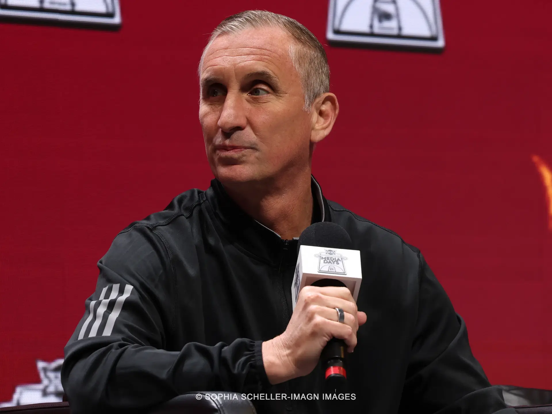 Arizona State Sun Devils coach Bobby Hurley