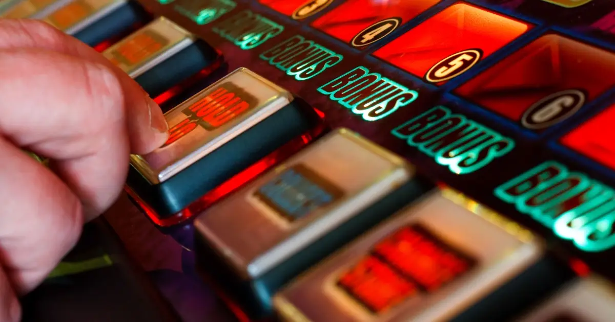 Jugar tragaperras con dinero real - Las mejores para ganar en 2025