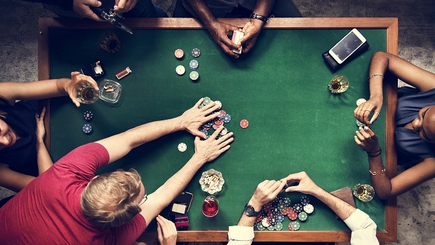 Poker med vänner