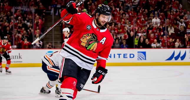 Chicago Blackhawks defenseman Brent Seabrook (7) celebrates his goal during the first period against the Edmonton Oilers at the United Center.