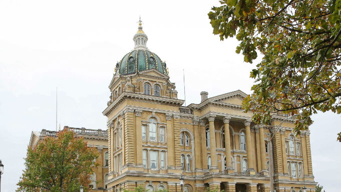 Iowa October Sports Betting Handle Up 13% to Record $81.9M Iowa October Sports Betting Handle Up 13% to Record $81.9M