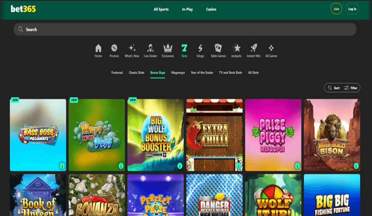 Captura de pantalla mostrando una selección de juegos exclusivos y tragamonedas populares en el lobby de Bet365 casino