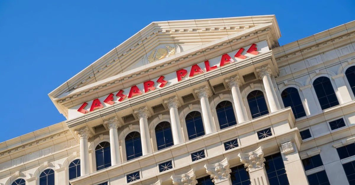Caesars Entertainment Revenue Rises Before Fertitta Takeover