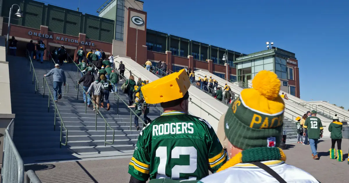 Wisconsin Lawmakers Advance Bipartisan Bill To Legalize Online Sports Betting