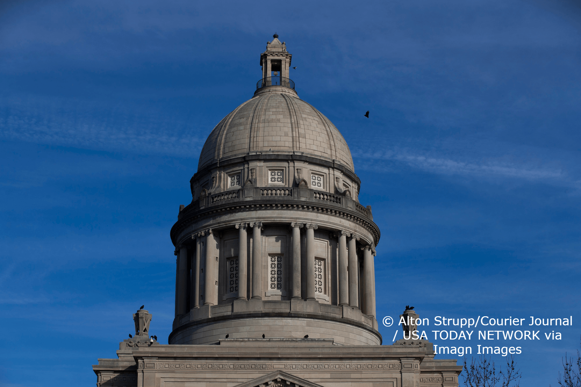 Kentucky Attorney General Sues Kalshi, Polymarket and VGW Over Alleged Illegal Sports Betting