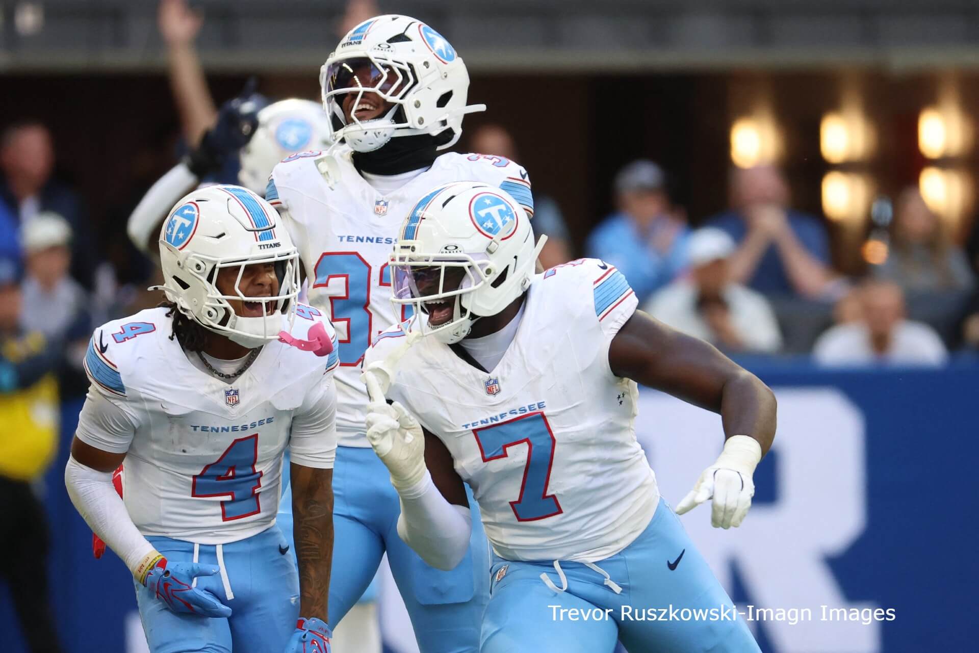 Titans Rally to Shock Colts for First Win of Season