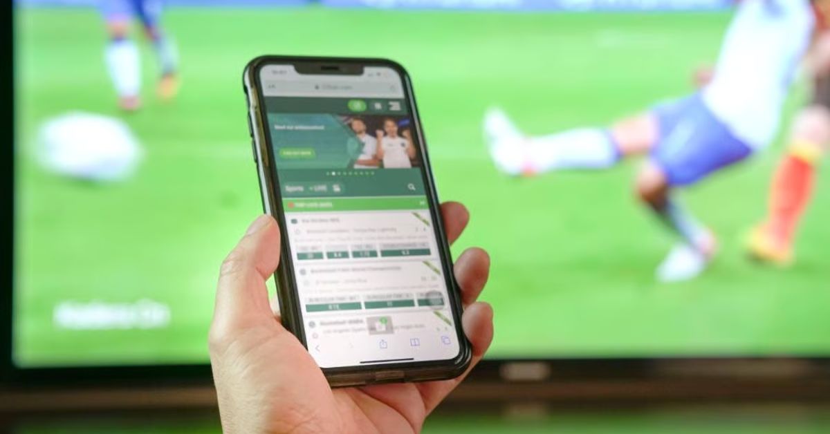 Point Spread vs. Spread Betting Explained: What They Mean and How They Differ