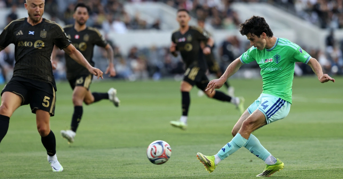 Common Pitfalls and Traps When Betting on Soccer