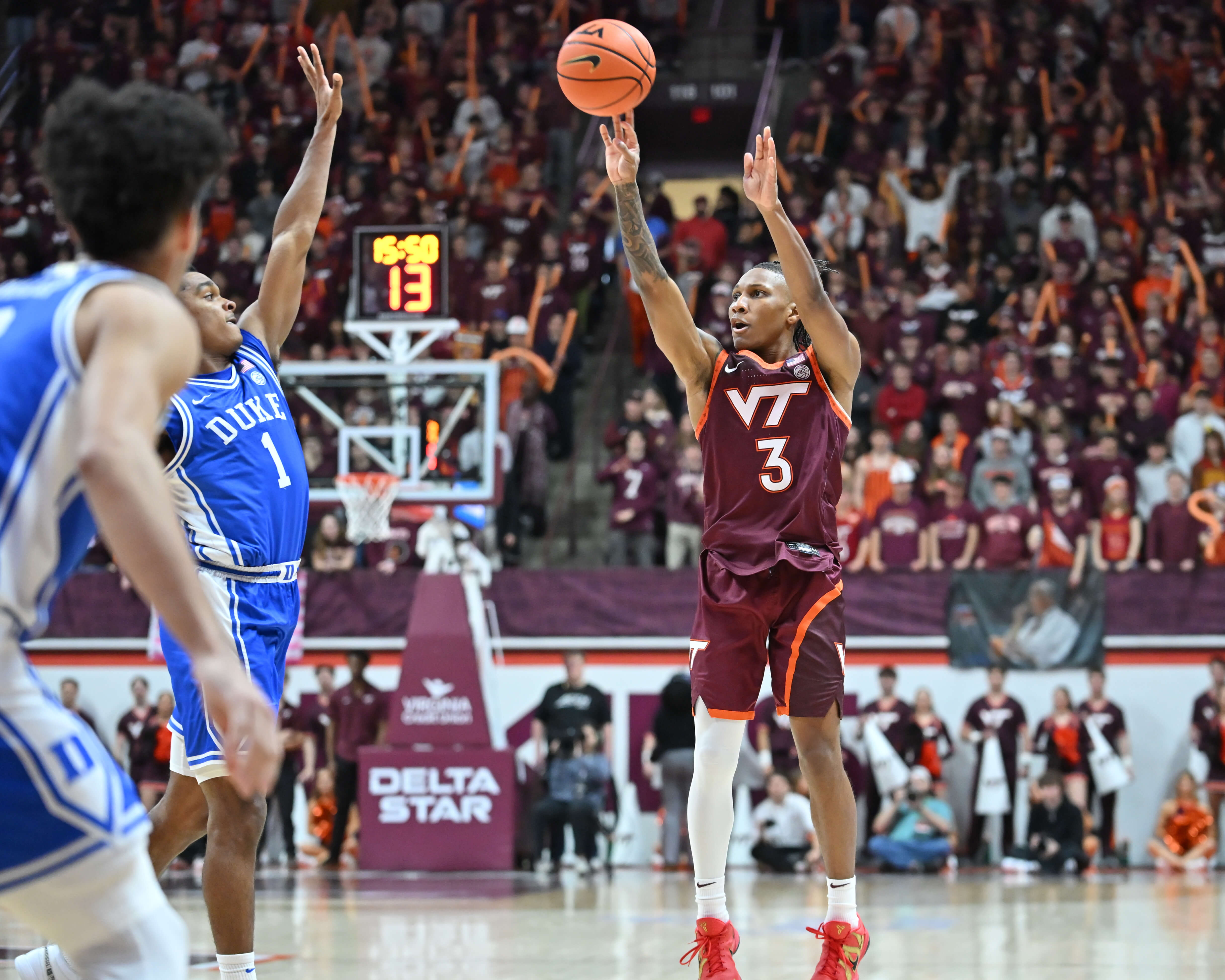 Virginia Bill Would Legalize In-State College Sports Betting With Heavy Taxes